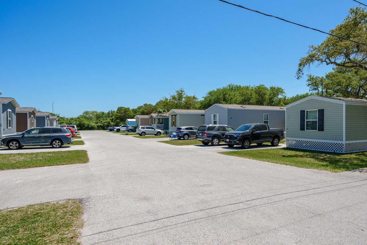 ROADRUNNER MOBILE HOME PARK