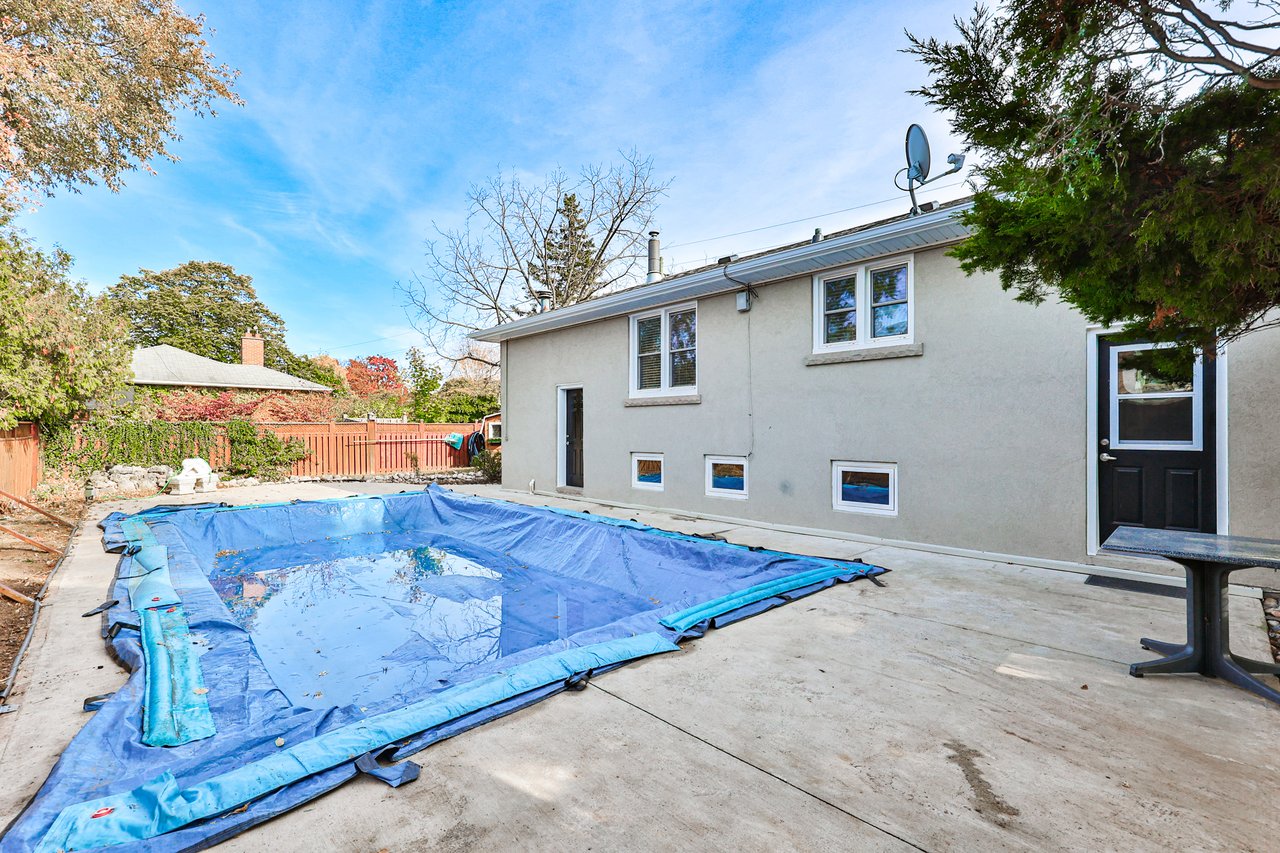 2063 Hixon Street, Oakville