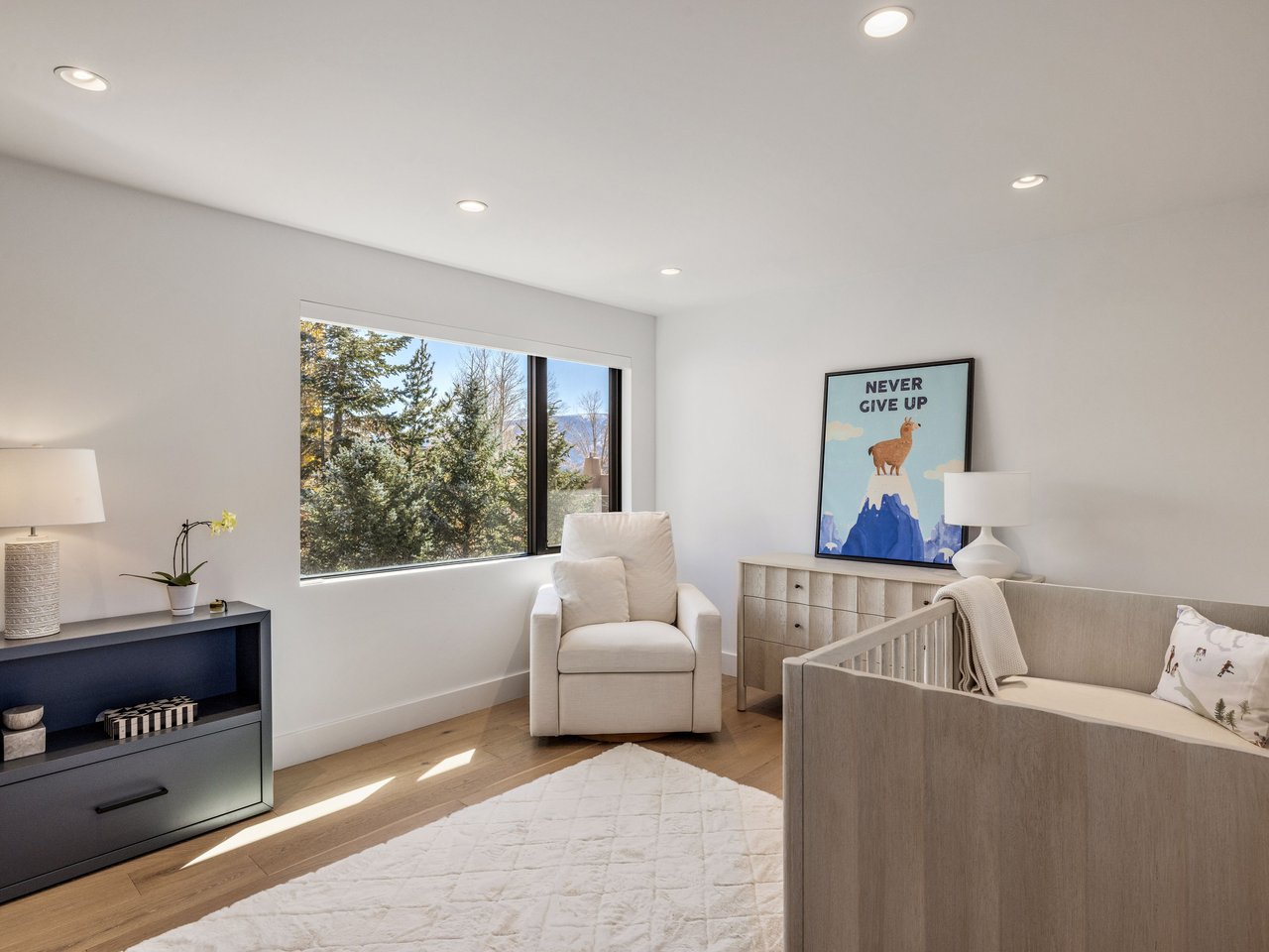 4380 June Point, Avon