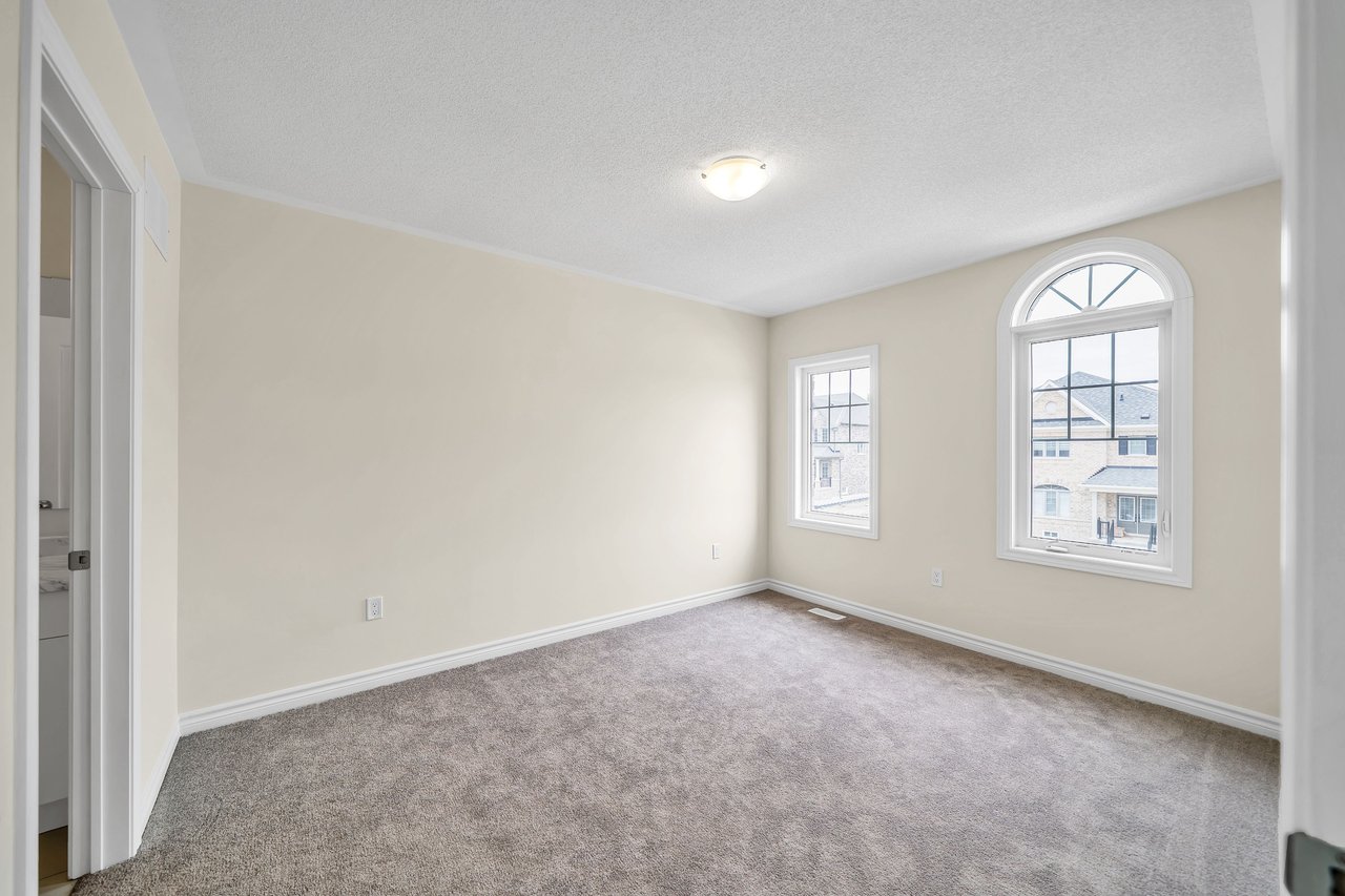 55 Robin Trail