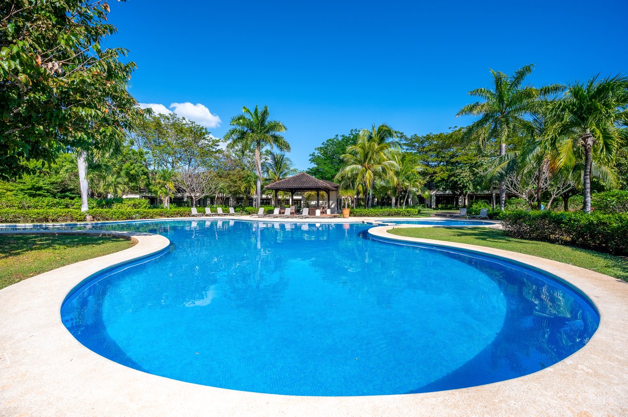 Lago de Palma Real 249 | Luxury 3-Bedroom Corner Condo with Panoramic Views in Hacienda Pinilla