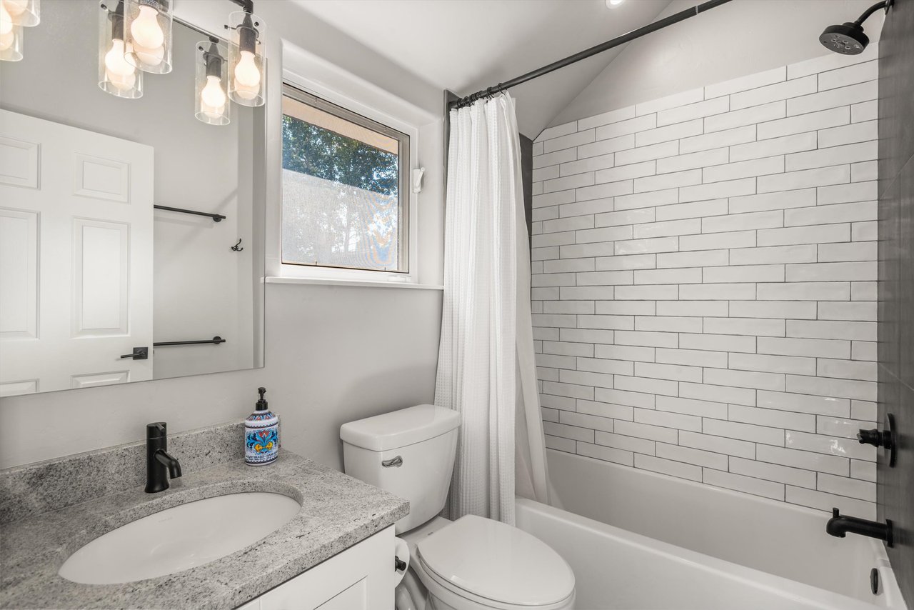 Your New Willits Home Awaits