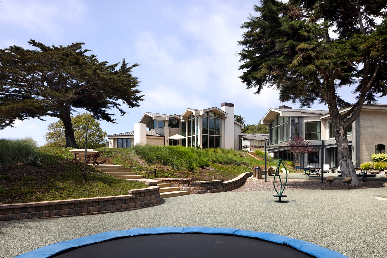 4145 Creciente Drive