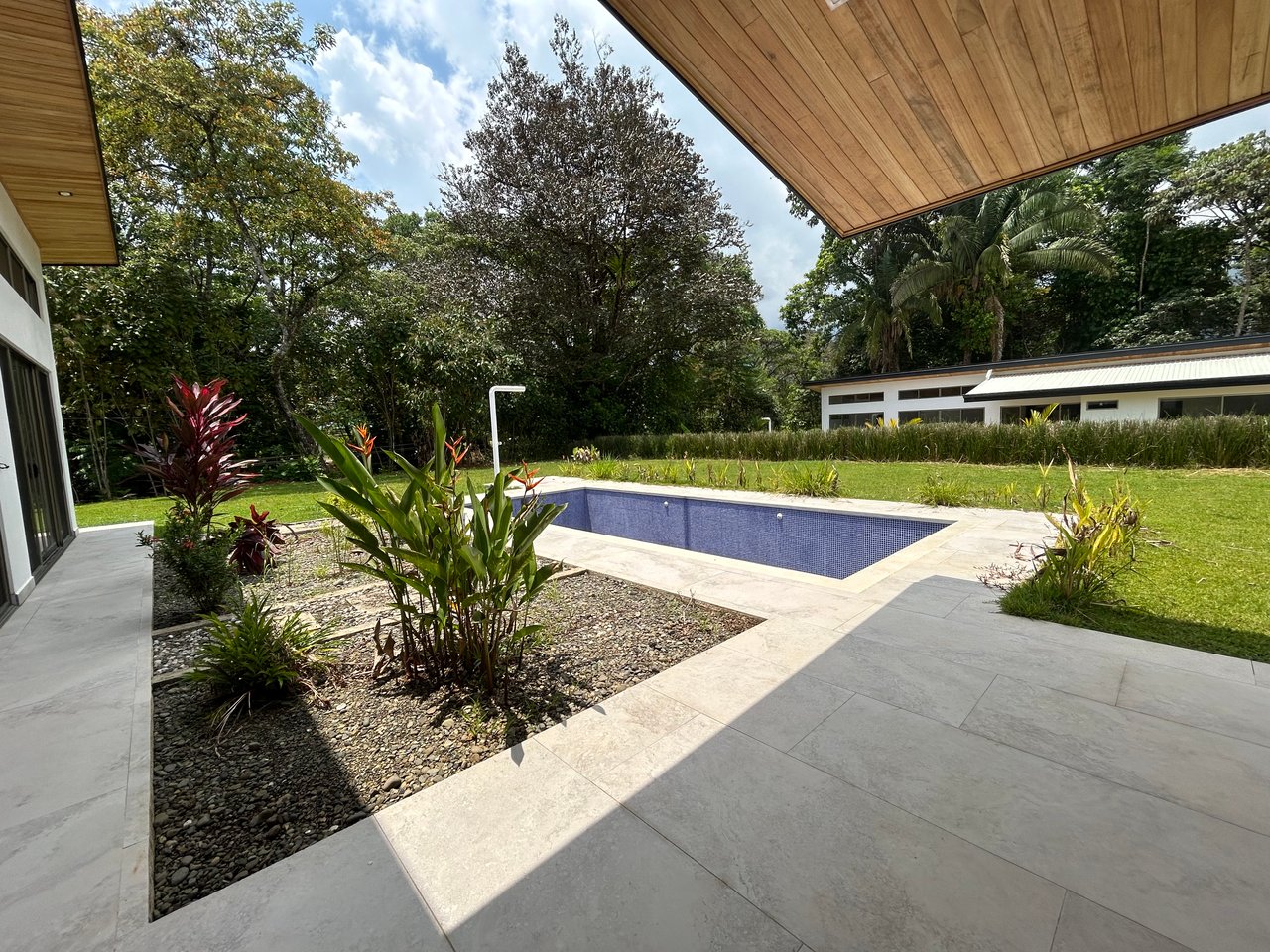 Modern Homes for Sale in Ojochal – El Tucán Paradise | Gated Community Costa Rica