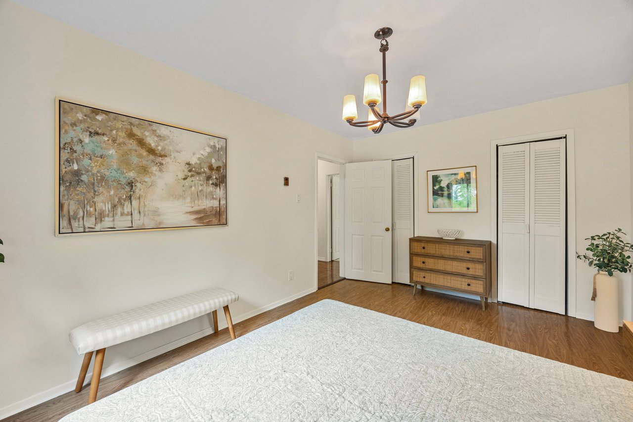 55 Old Church Road, King