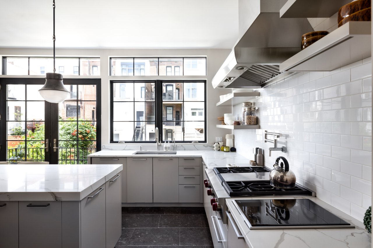 Hillyer Place NW