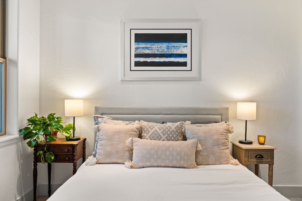 Fully Remodeled End Unit with Designer Luxury