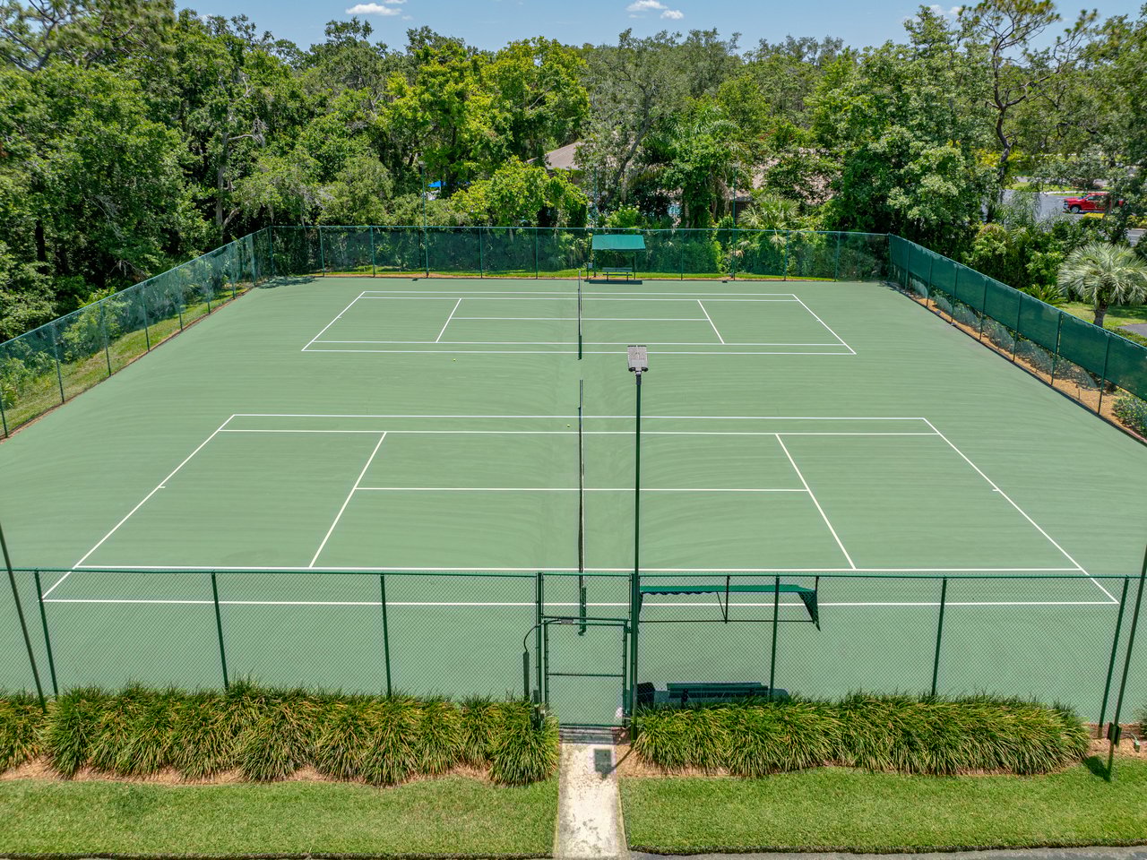 5240 NEW BRITTANY LN