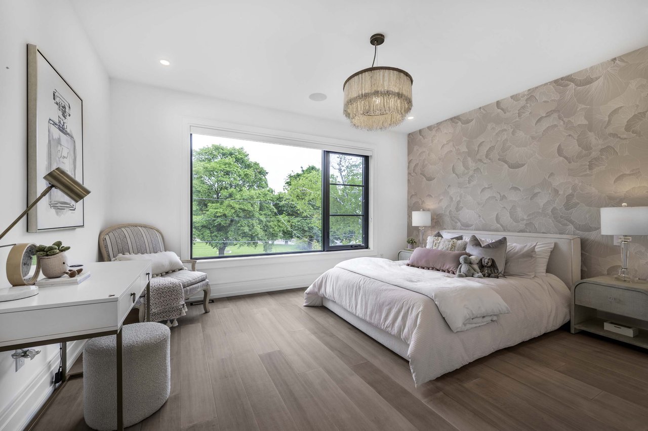 8 Manor Haven Rd 