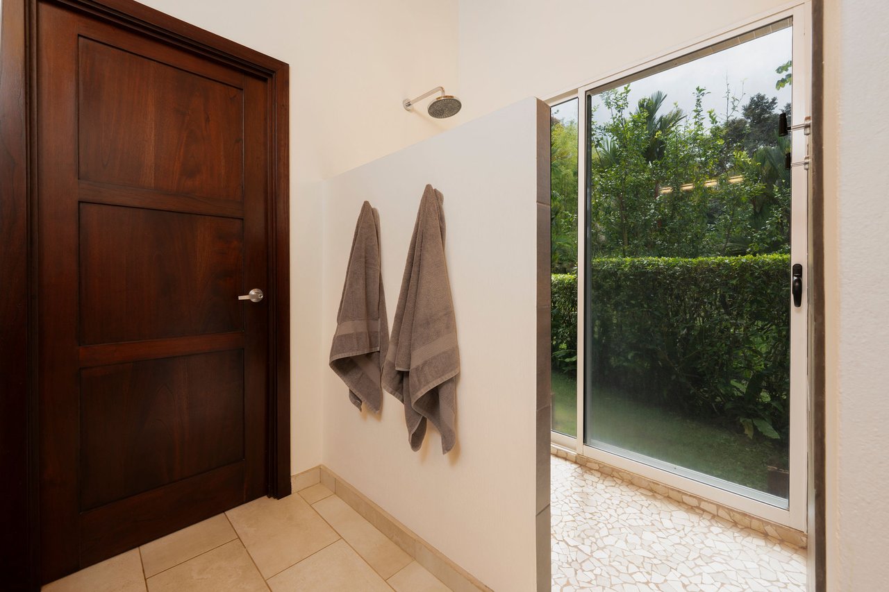 CASA TRANQUILA IN LAGUNAS – HOME, GUEST SUITE, SALON, AND GARAGE WITH WORKSHOP