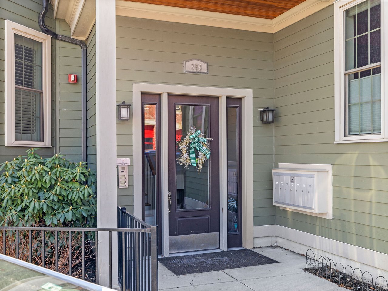 689 East Fourth Street # 1