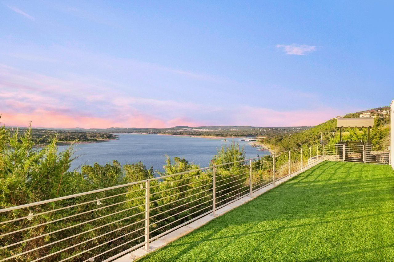 Lake Travis Waterfront