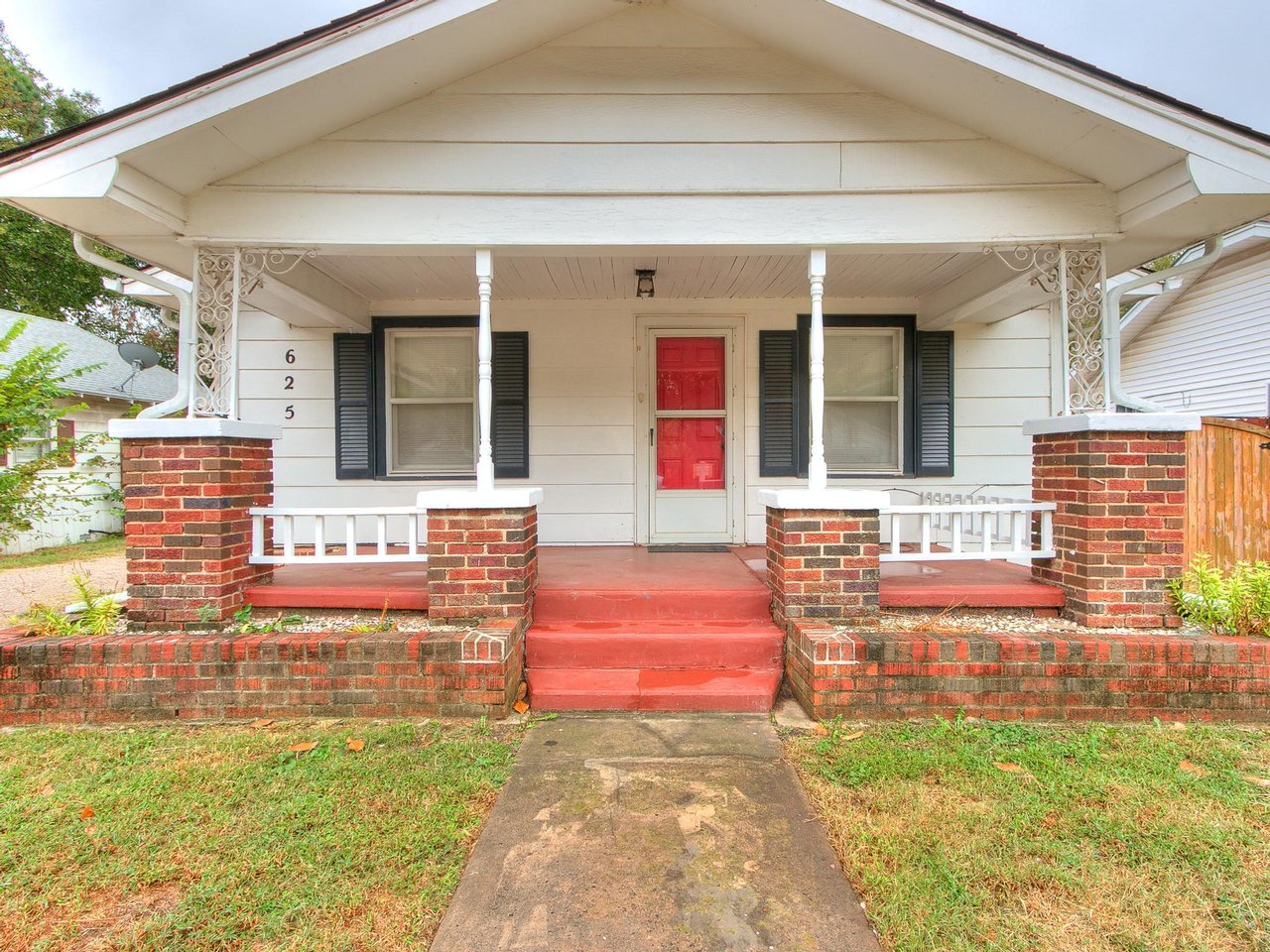 625 West Dewey Street