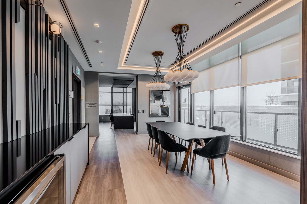 1112-30 Samuel Wood Way