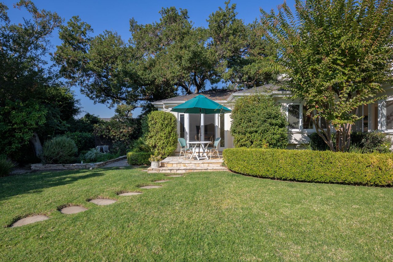 275 Bentley Cir