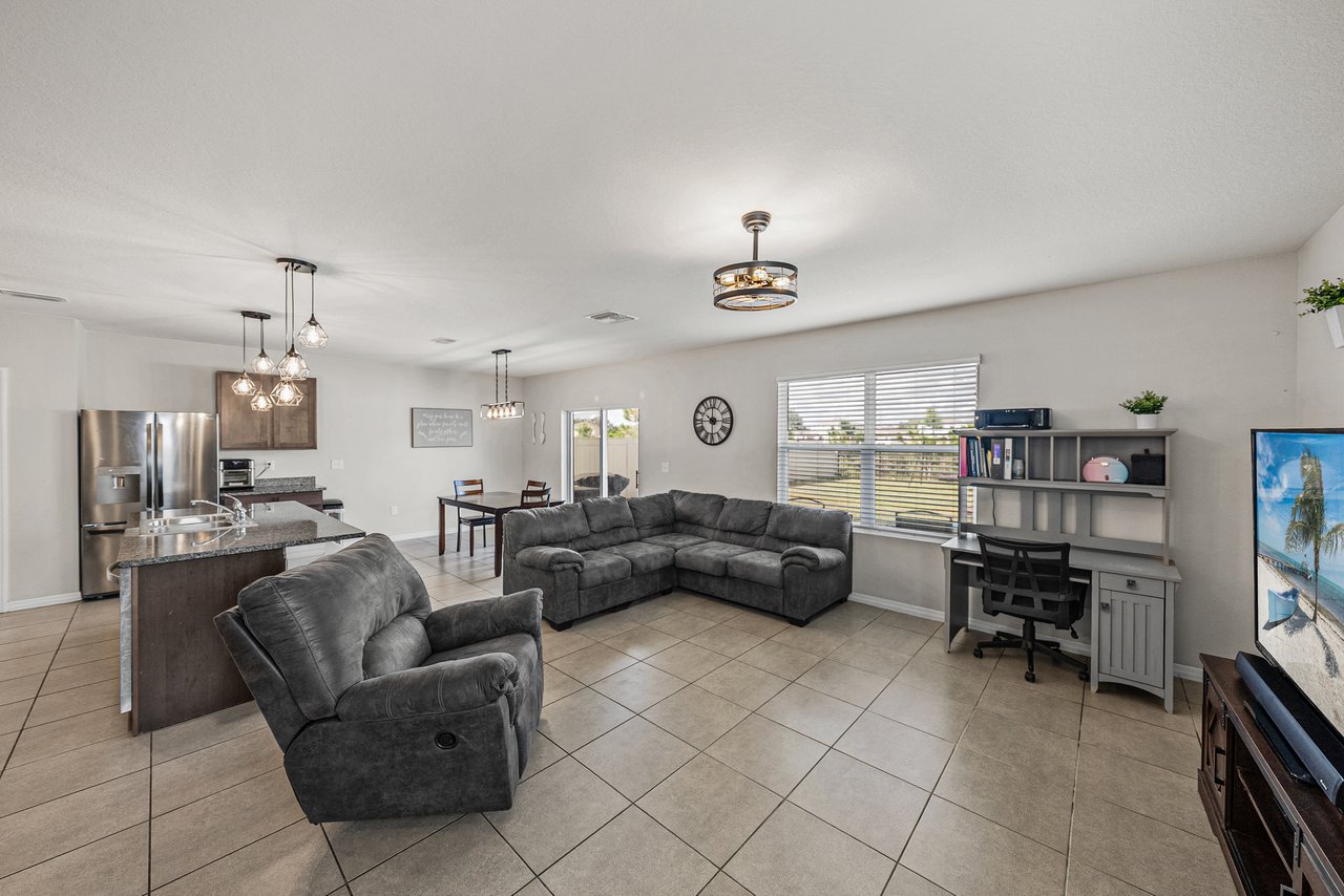 10951 PENNY GALE LOOP