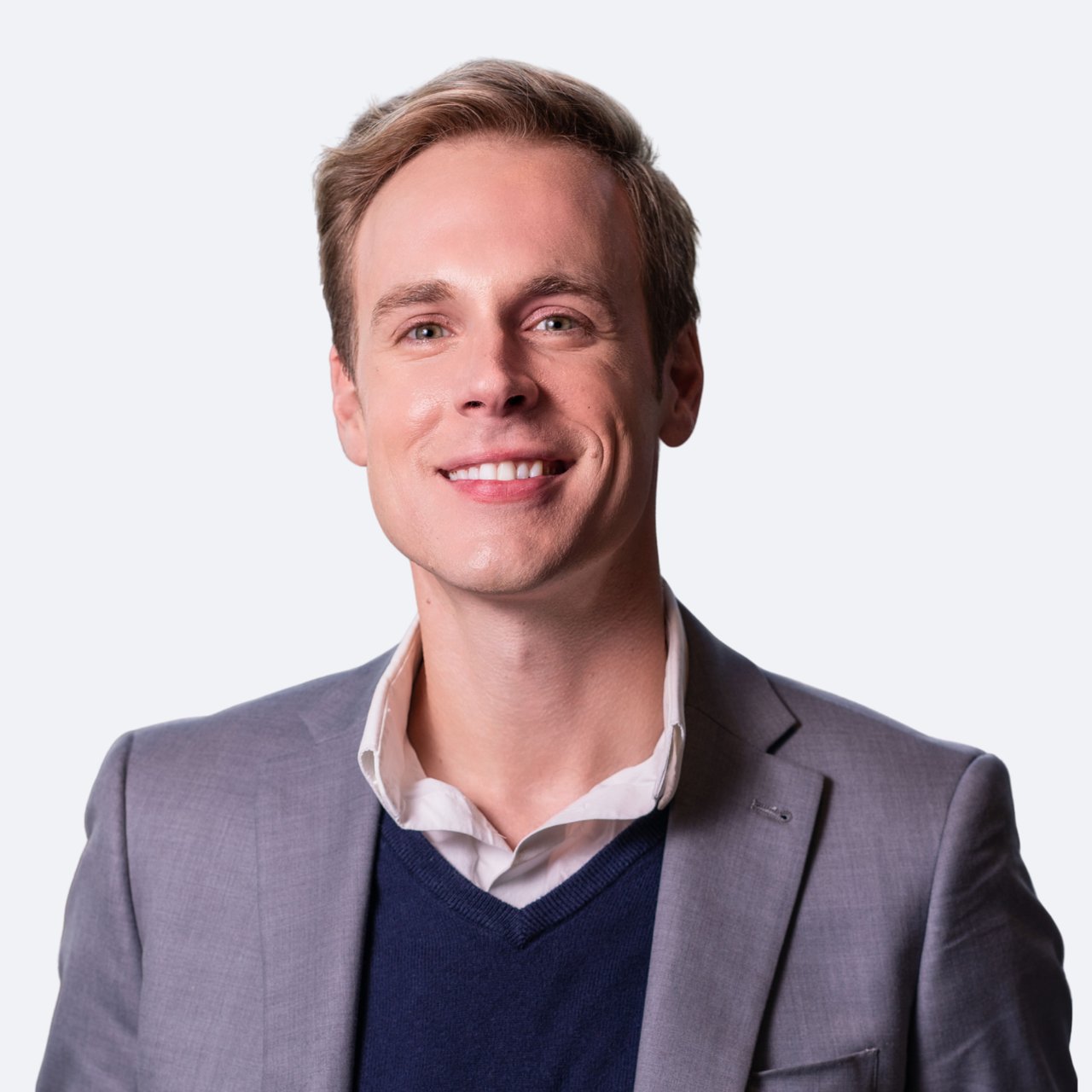 Headshot of Matt Hughes, Team Broker at Vesta Preferred Realty in Chicago