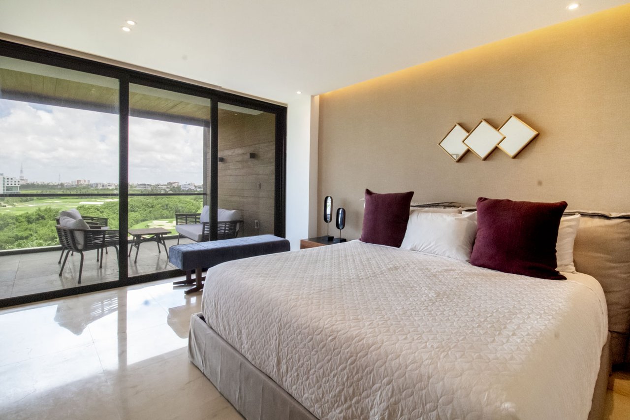 Penthouse | Antaal