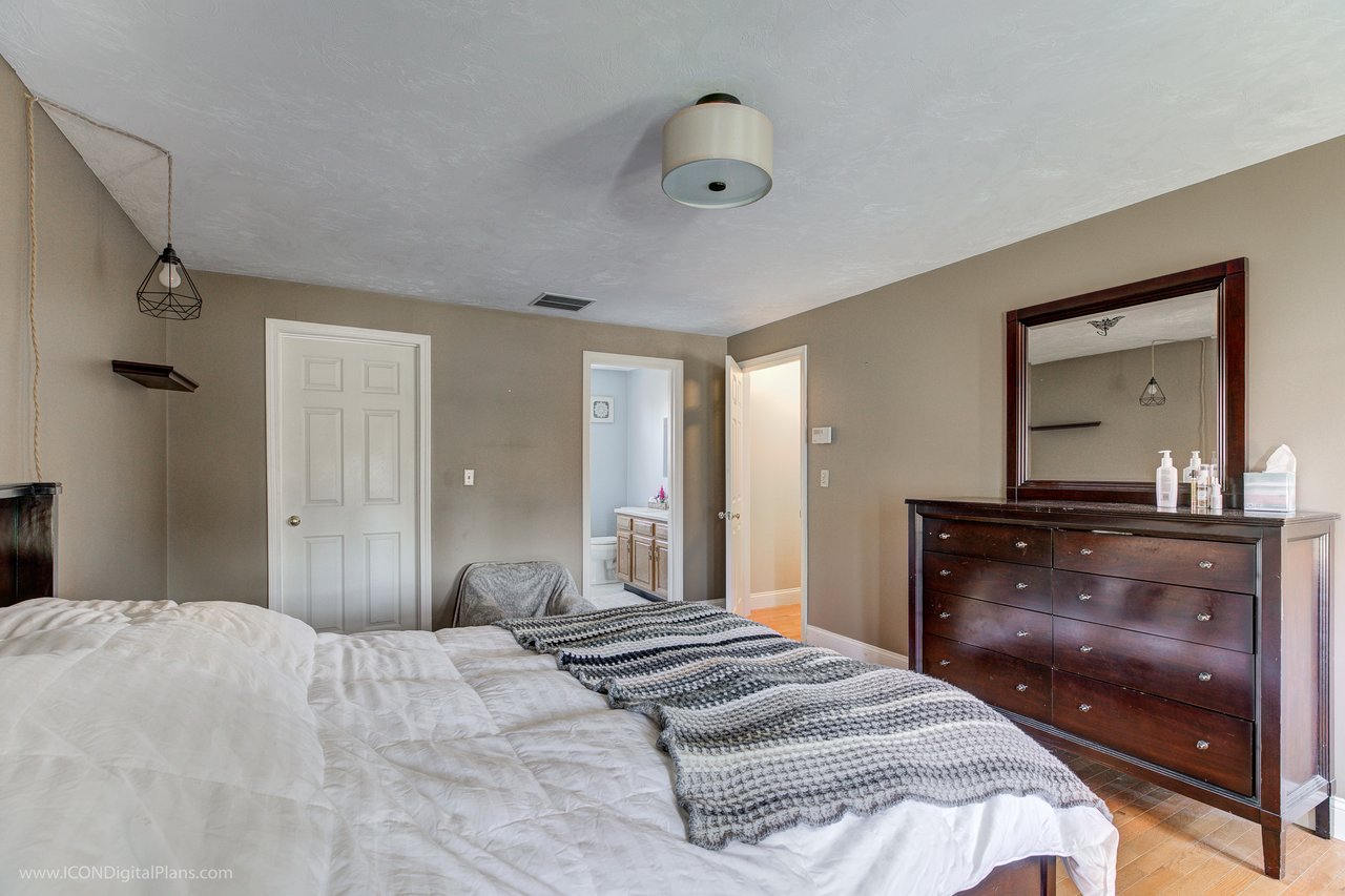 41 Chelsea Drive, Portsmouth RI, 02871