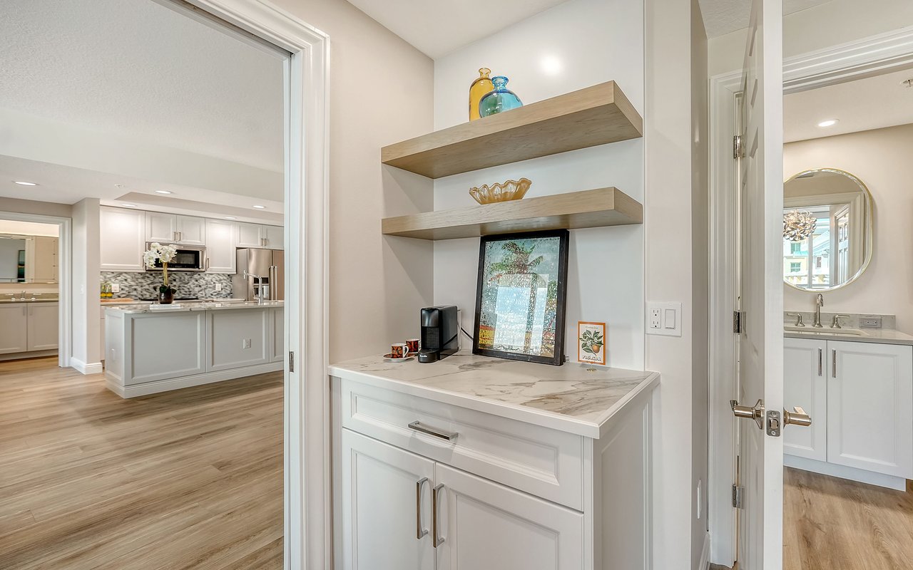 800 N. Tamiami Trail #312