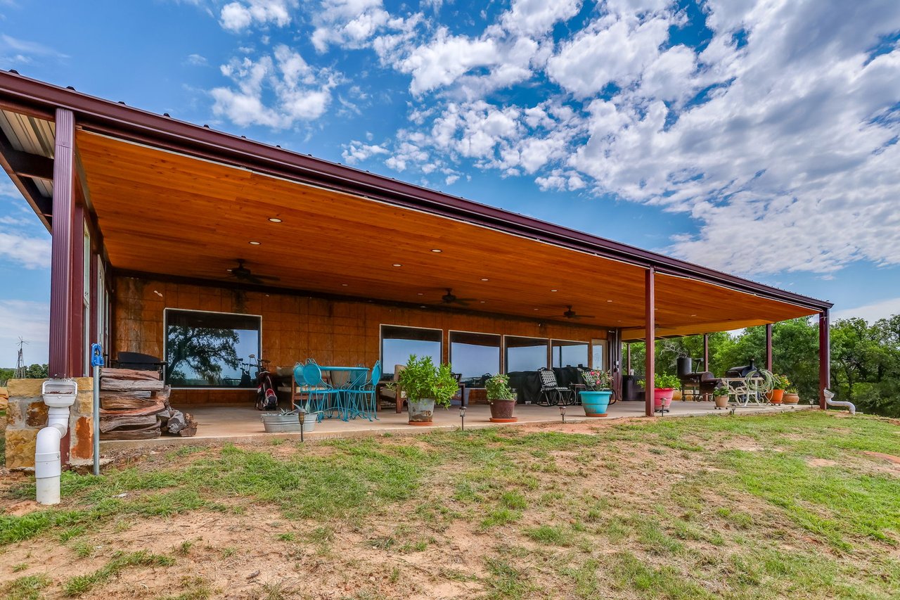 Saddle Ridge Ranch