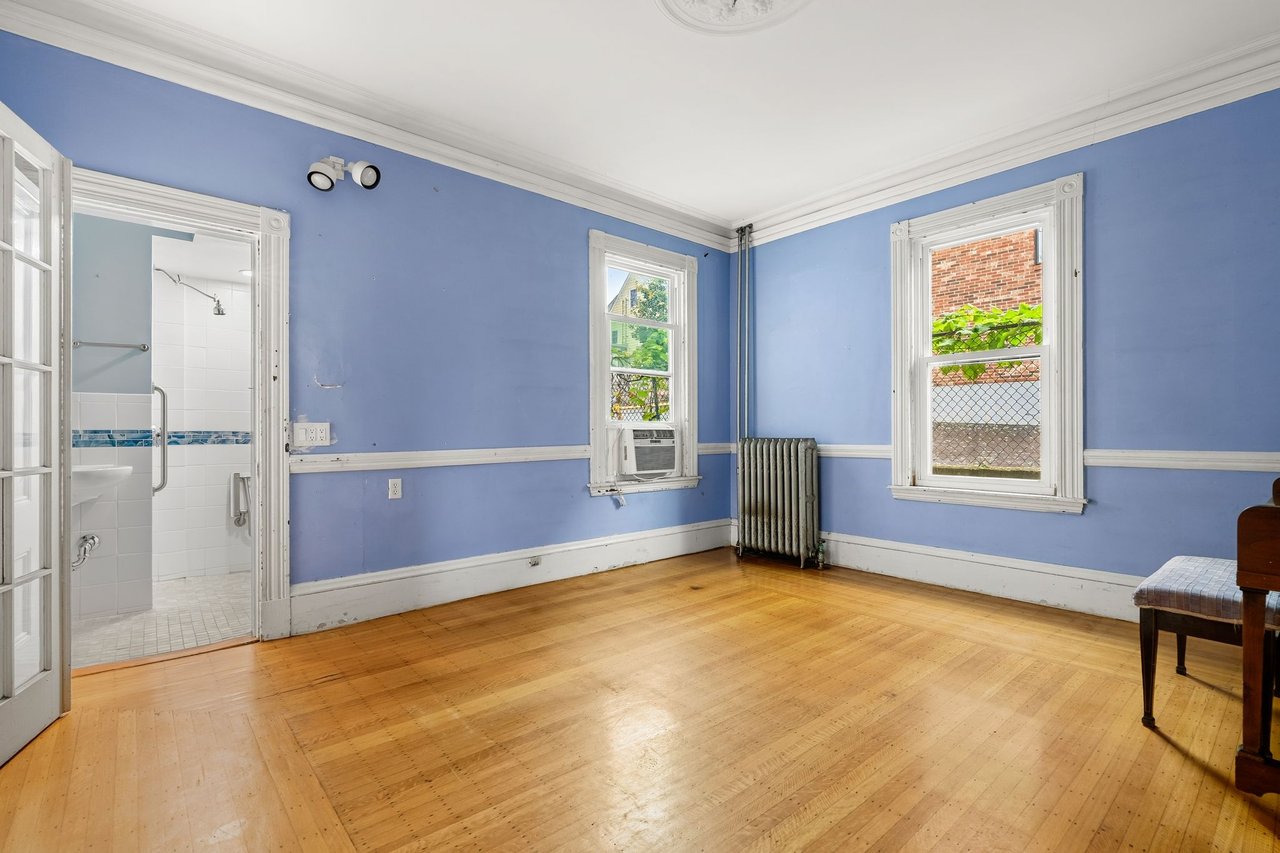 30 Walnut St, Somerville