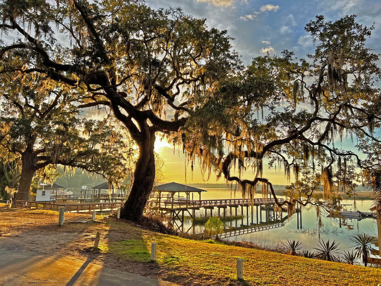 Isle of Hope real estate waterfront