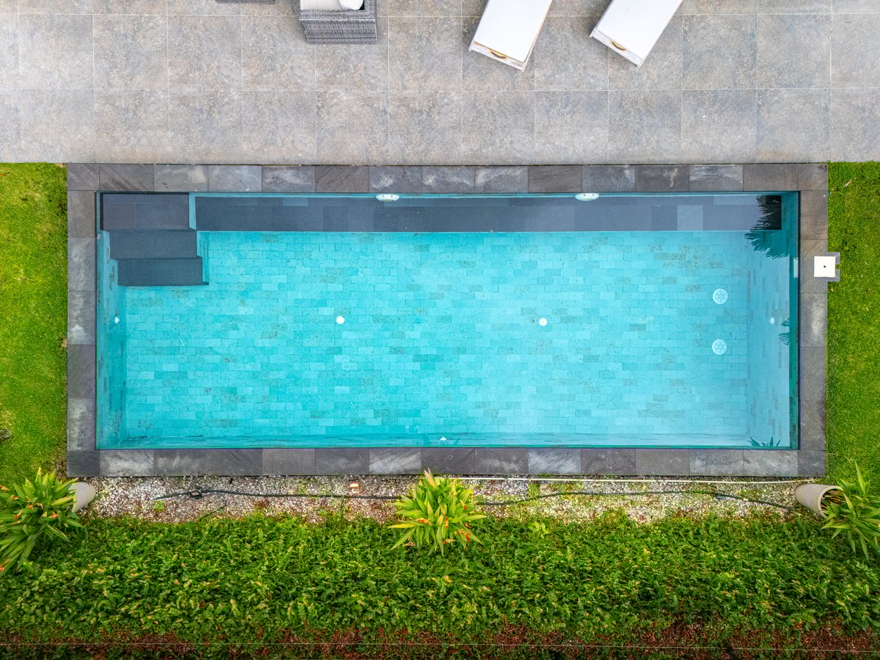 Bali Style Beach House with 2 Bedroom Casita