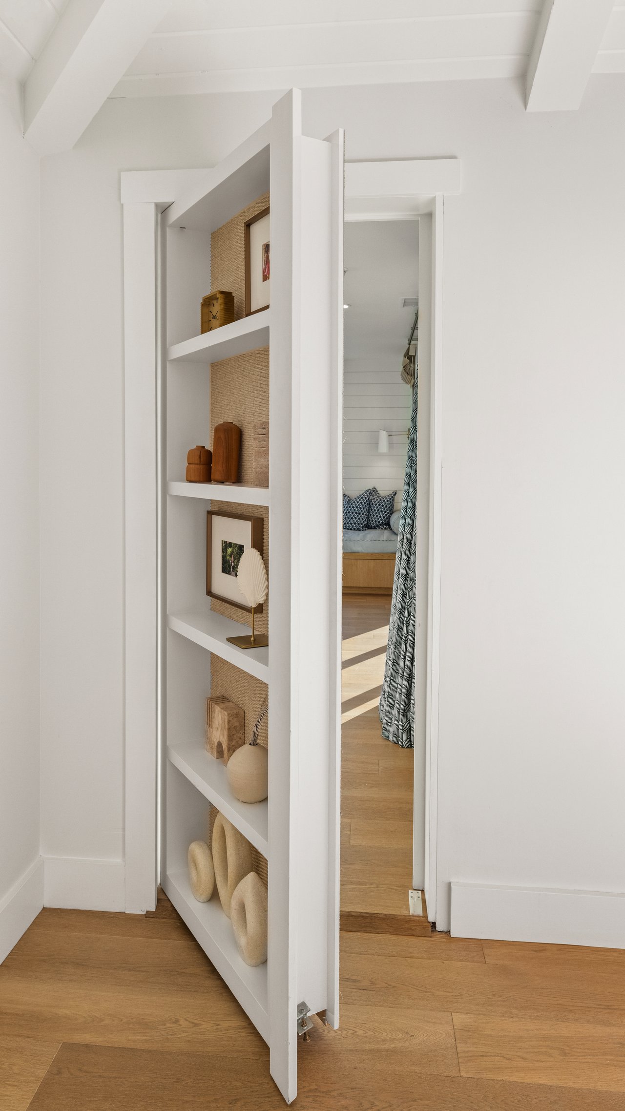 1522 Knoll Circle Drive