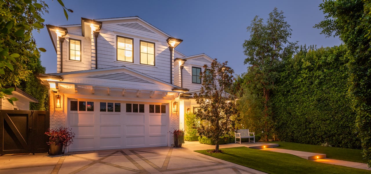 10439 Valley Spring Ln, Toluca Lake