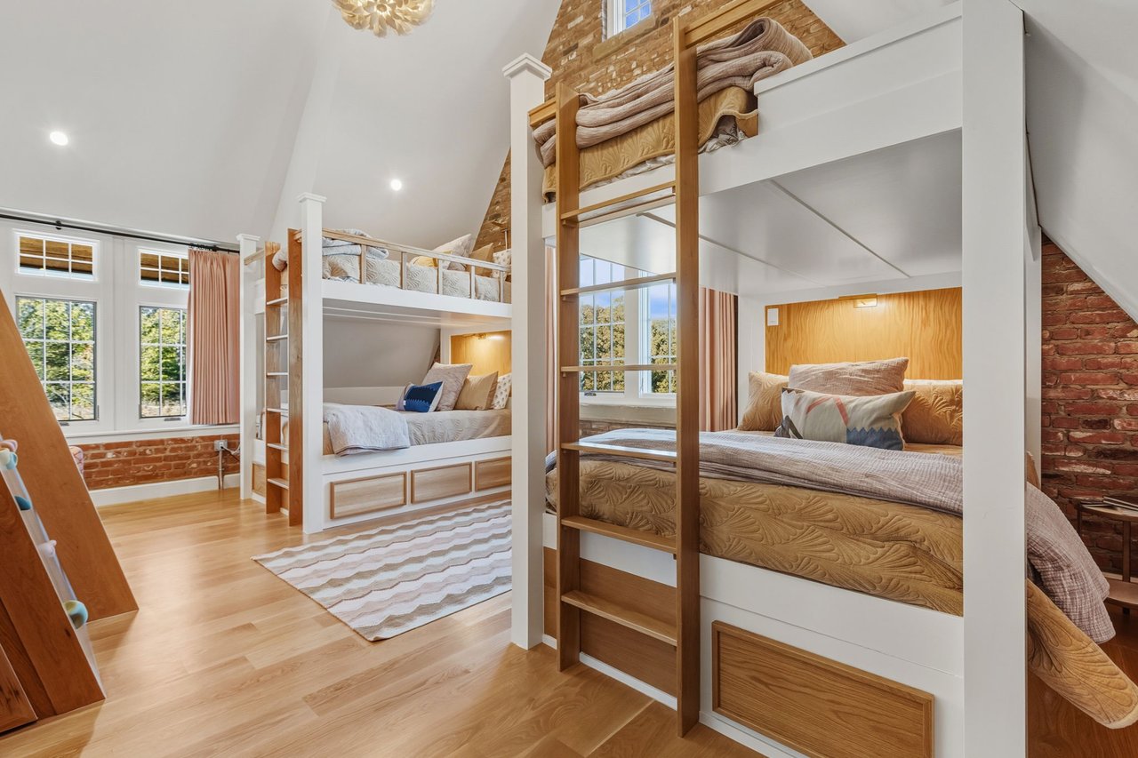 The Agency Oklahoma Listing of the Week - Legacy Masonry Home in Carlton Landing - Wyatt Poindexter - The Agency Oklahoma 