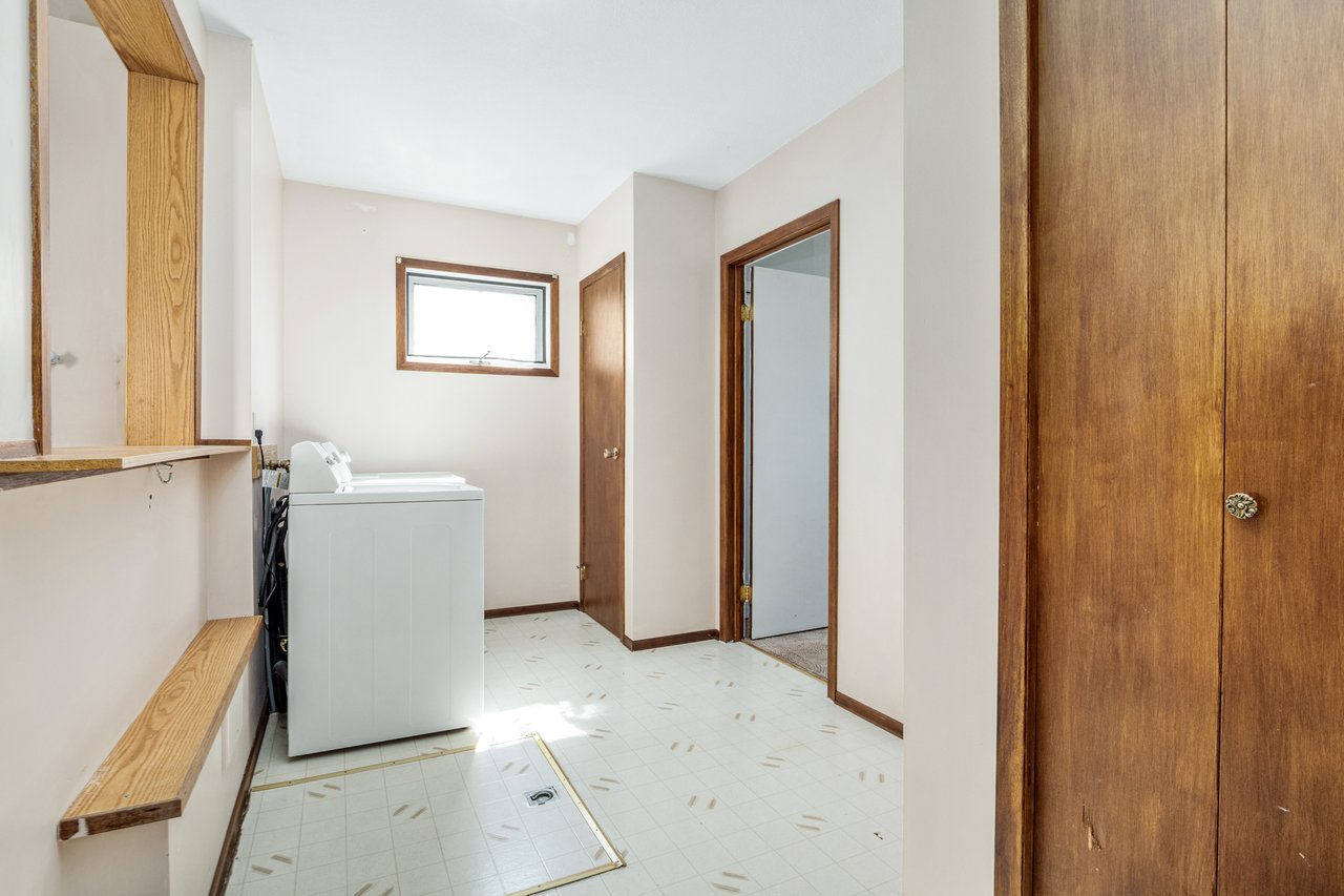 216 Street Unit: 2729