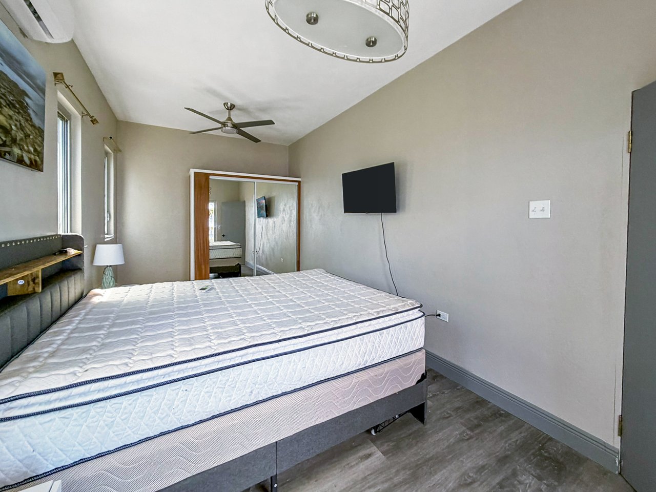 1118 Long Trench 1 Bedroom Apartment