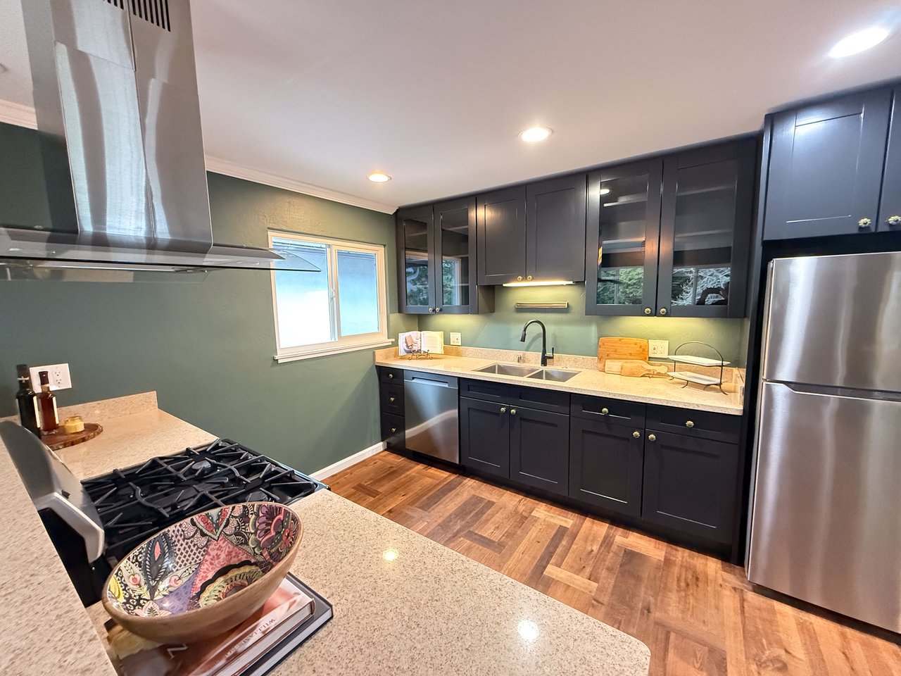 1344 Redwood Way