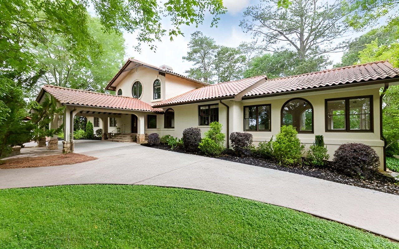 Check Out Dorsey Alston’s New Atlanta Luxury Home Listings for the Week!