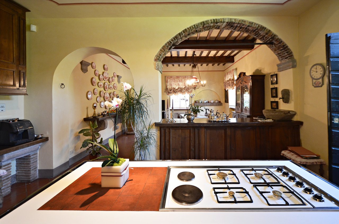 Timeless Lucca Villa with Garden and Pool