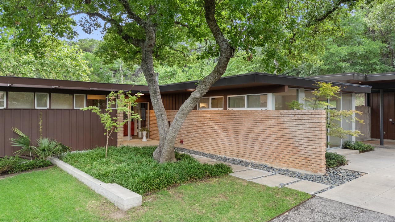 4506 Crestway Drive