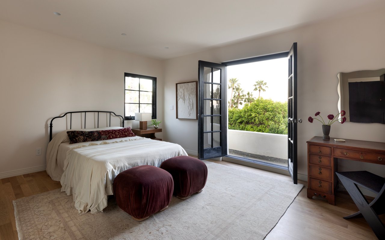 2720 Glendower Ave, Los Feliz
