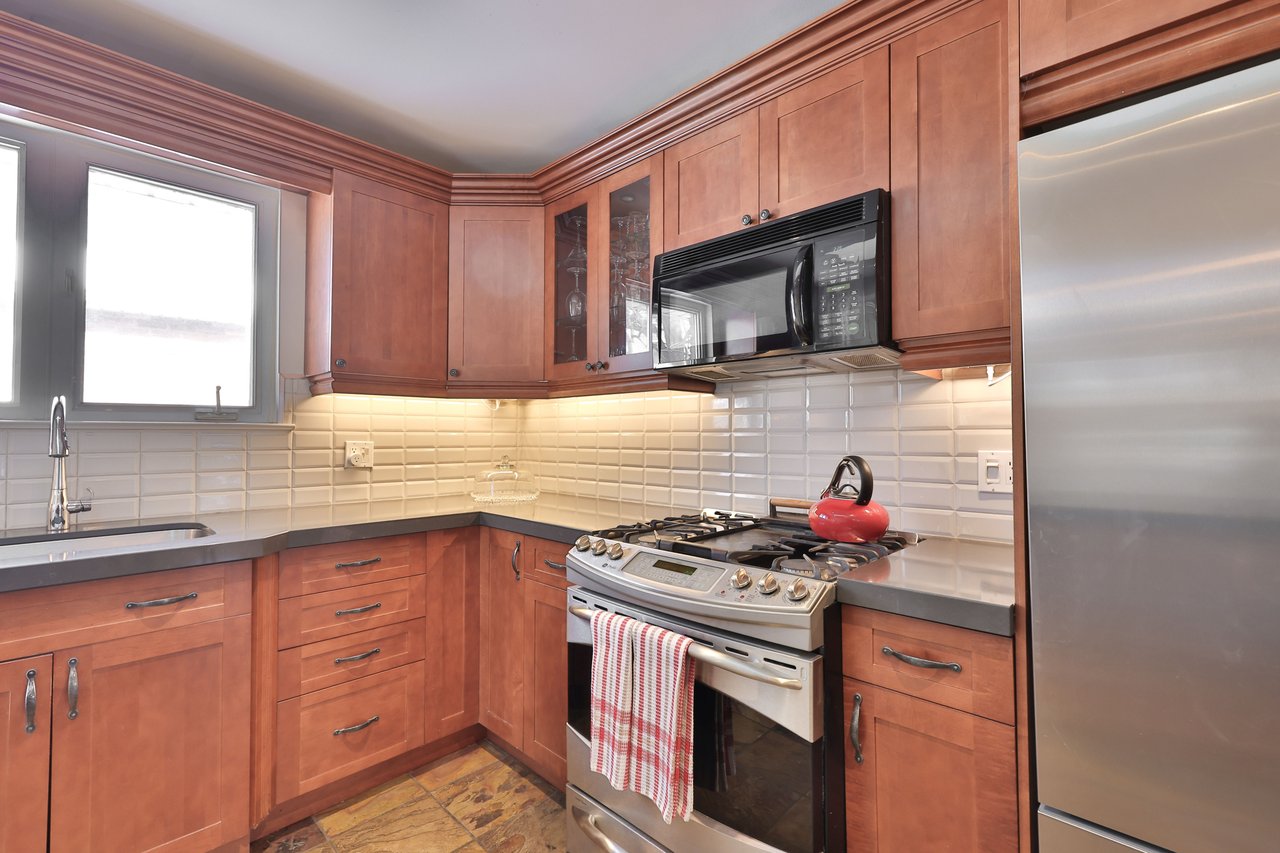 502 Bohemia Crescent, Oakville