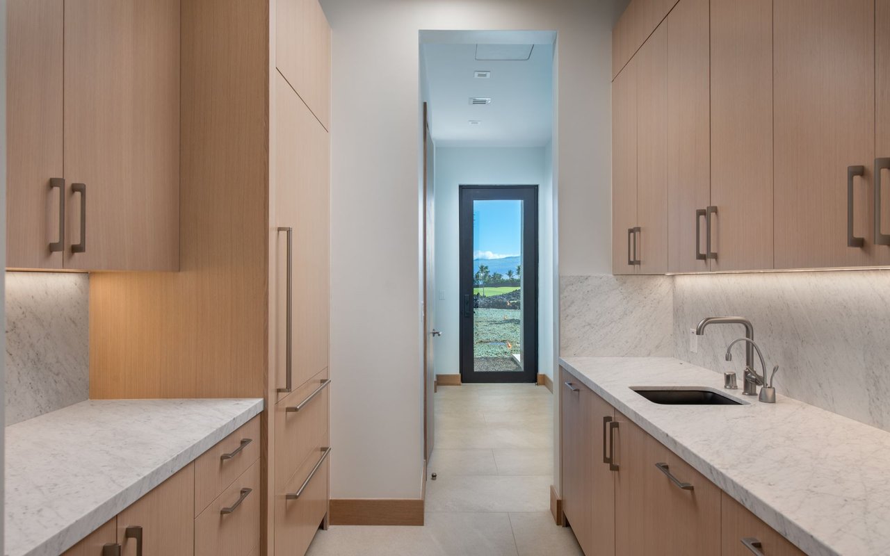 68-1021 KE KAILANI DR
