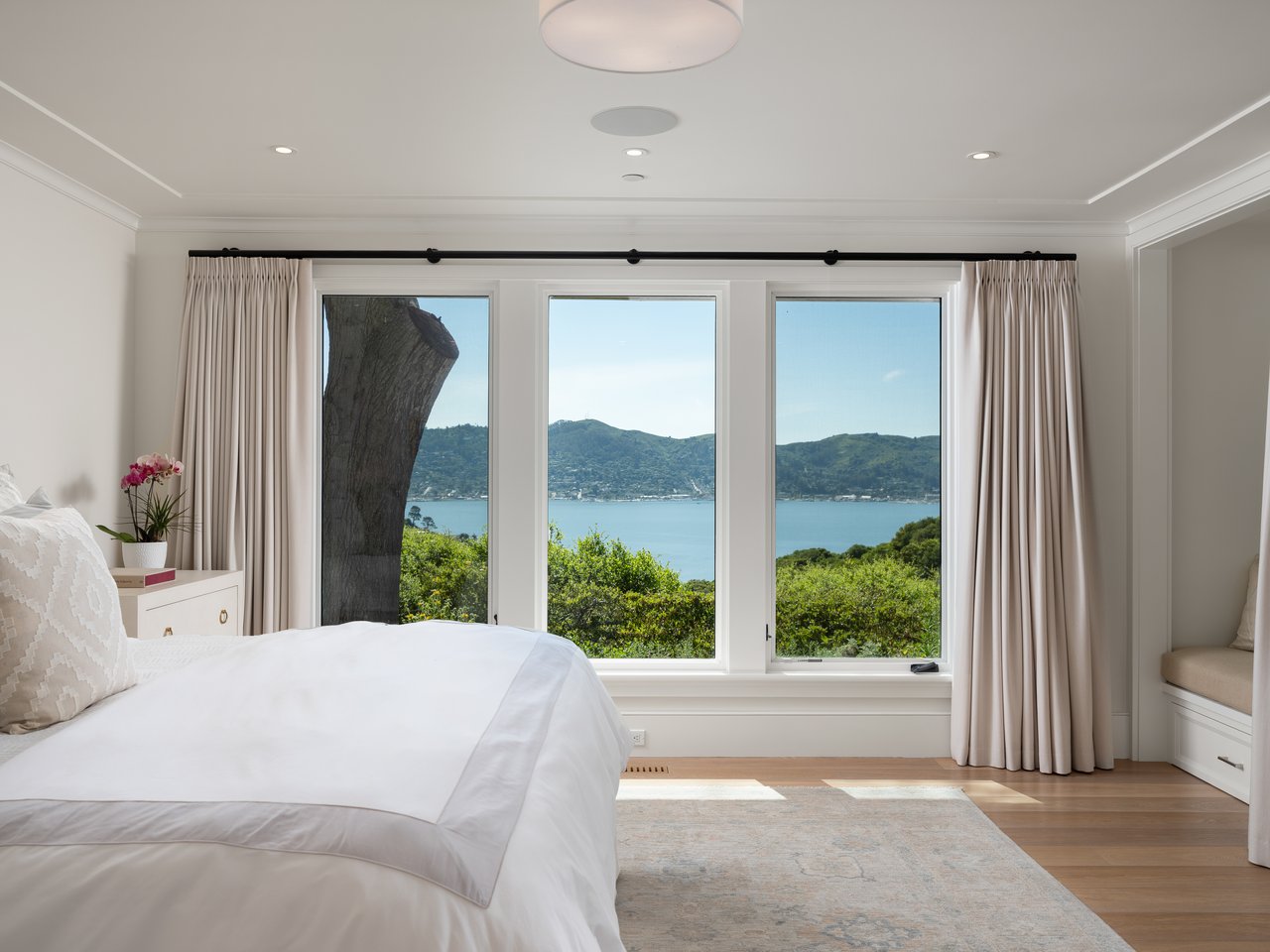 The Extraordinary Round Hill Estate