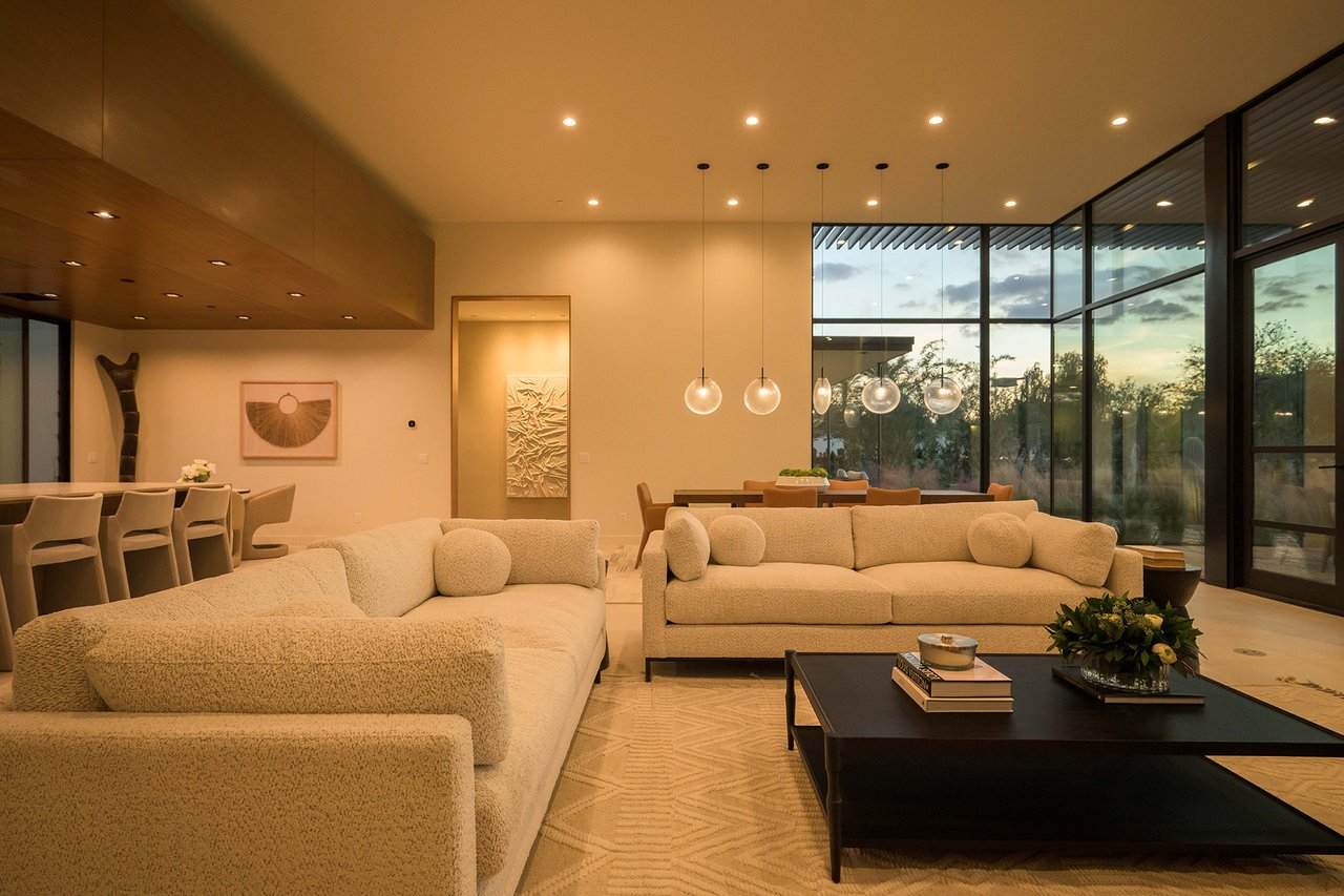 5287 N INVERGORDON Road