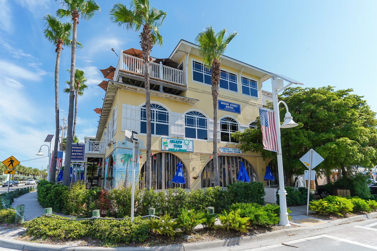 2206 Avenue A, Bradenton Beach, Florida