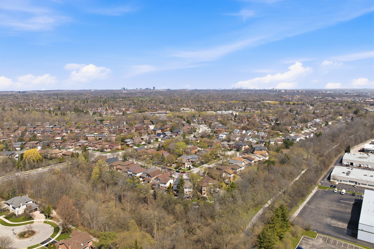 1181 Potters Wheel Cres, Oakville