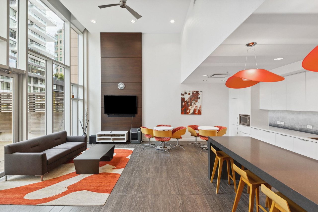 2705-1308 Hornby St Unit: 2705