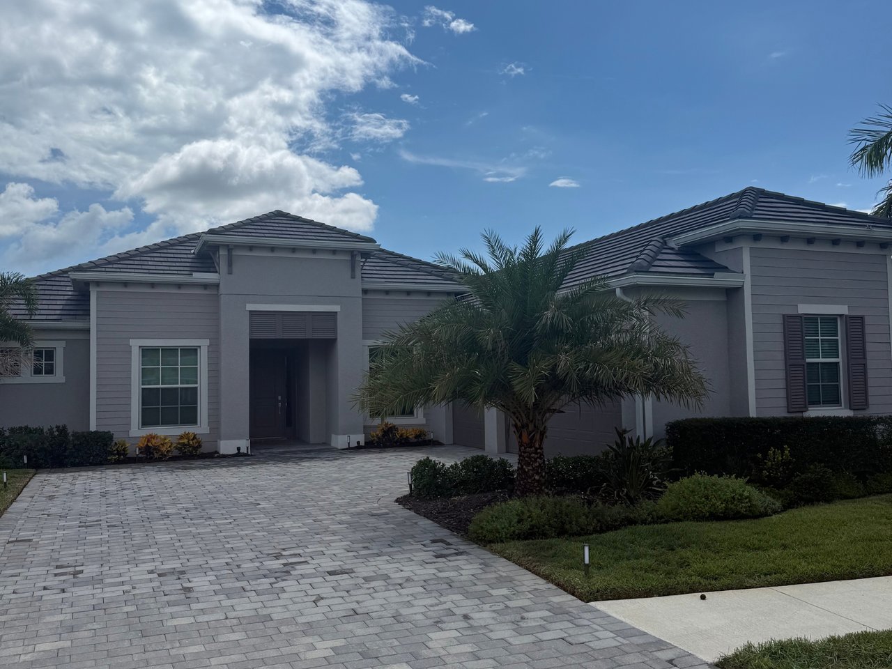 12515 Galapagos Ct