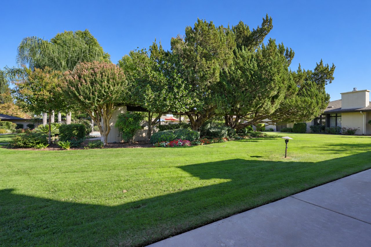 536 W Keats Avenue