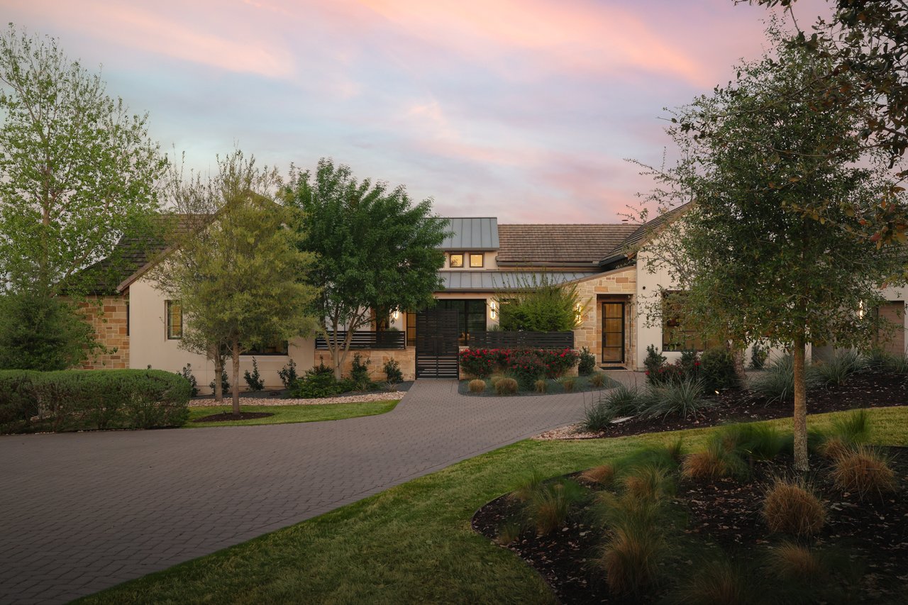 4717 Peralta Lane