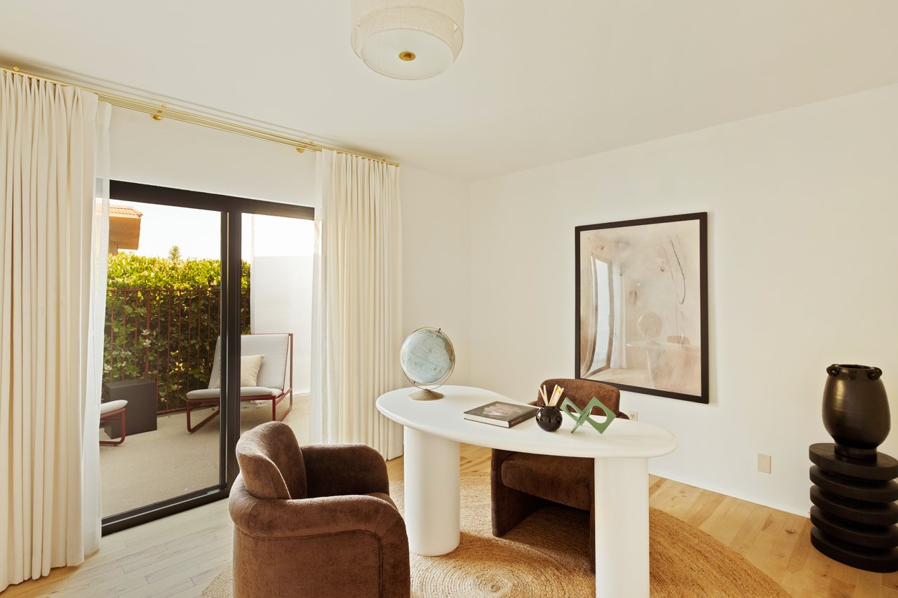 2341 N Hobart Blvd, los feliz