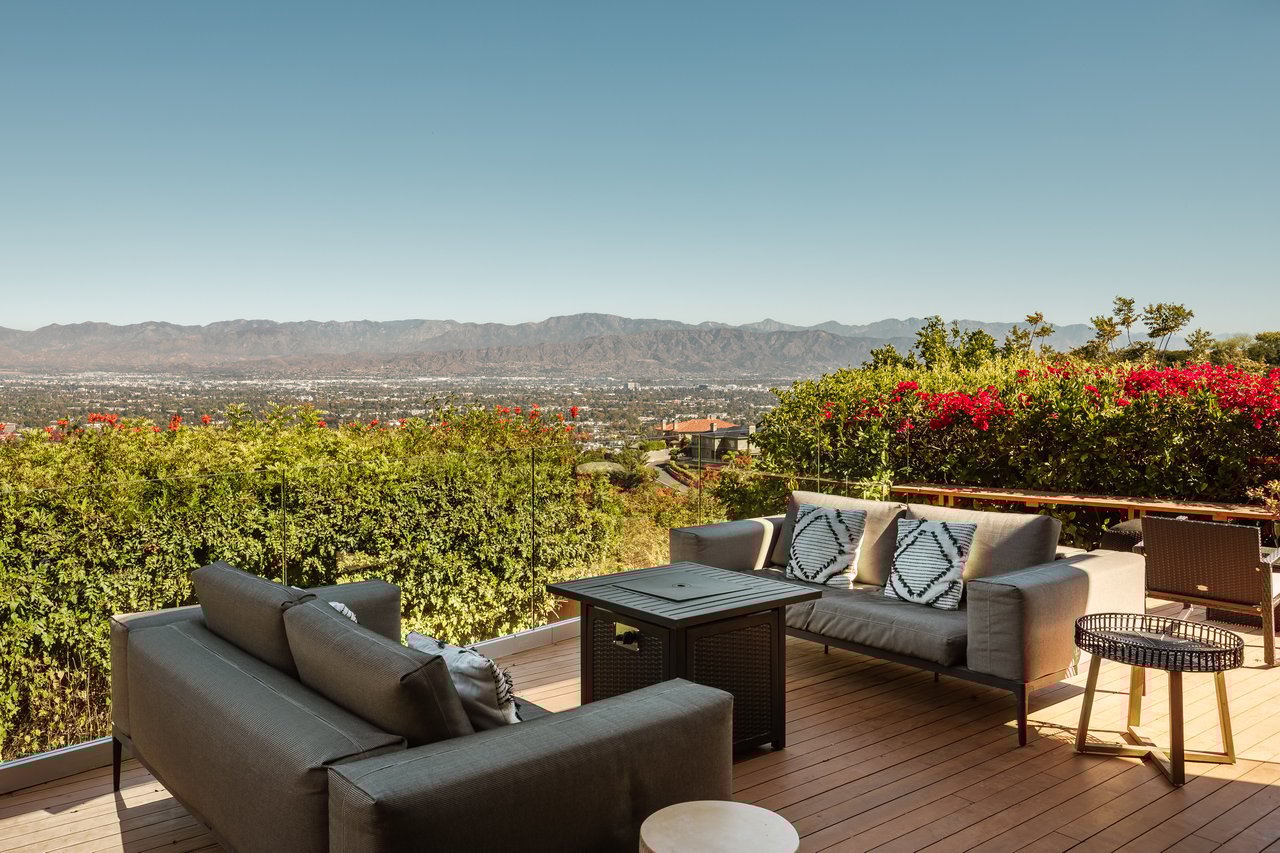 3604 Glenridge Dr, Sherman Oaks 